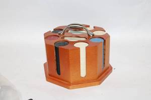 lot 496 image: Vintage Wooden Poker Set with Chips and Playing Cards
