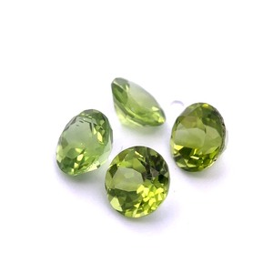 6.08 CT Bright Peridot Lot4 Matching Round-Cut Gemstones