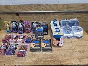 lot 138 image: Lot of New Kids Toys  Accessories