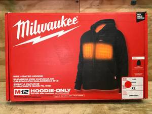 lot 84 image: Milwaukee M12 Heated Hoodie Size XL