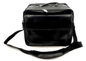 lot 444 image: Air Targus Black Leather Laptop Bag with Shoulder Strap