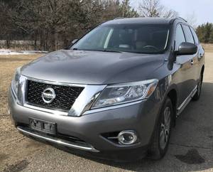 2016 Nissan Pathfinder SL 4X4