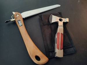 lot 144 image: Survivalist Tools
