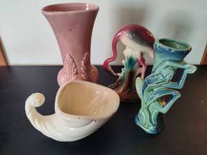 lot 140 image: Roseville & Other Misc. Pottery