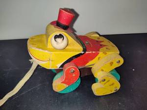 Vintage Toy Fisher Price Buddy Bullfrog