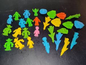lot 15 image: Vintage Rubber Erasers - Alien  and Space Themed