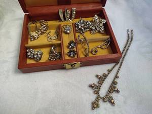 Lot of Rhinestone Jewelry Pieces