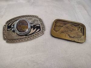 lot 123 image: Belt Buckles