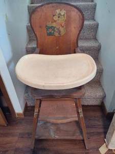 lot 148 image: Antique Storkline High Chair
