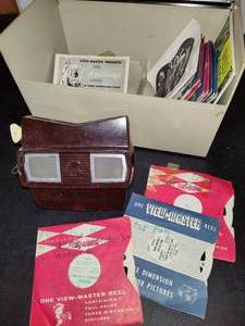 lot 13 image: Vintage Viewmaster