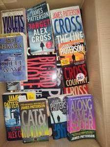 lot 180 image: Large Lot of MysterySuspense Books James Patterson - Jeff Shaara & more.