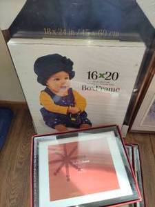 lot 72 image: Assorted Frames