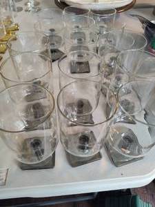 lot 59 image: Federal Glass Nordic Midnight Base Glasses