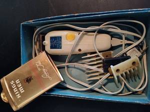 lot 136 image: VIntage Clipper Set