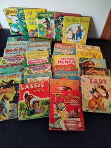 lot 104 image: Vintage Childrens Easy Reader Books