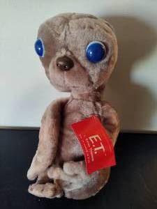 lot 86 image: Vintage Plush E.T.