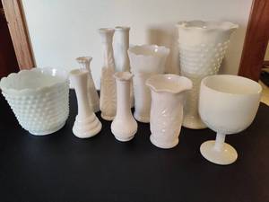 lot 8 image: Assorted White Milk Glass Vases