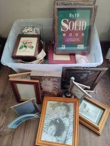 lot 73 image: Large Lot of Assorted Picture Frames