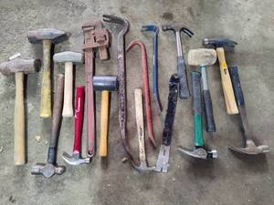 lot 211 image: Lot of Assorted Hammers, Crow Bars, Mallets, etc