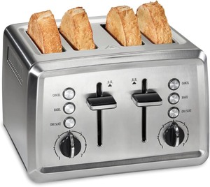 lot 22 image: Hamilton Beach 4 Slice Toaster