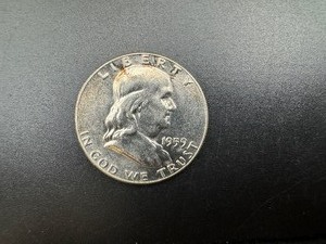 lot 76 image: 1959 BU Silver Franklin Half Dollar From Complete set