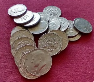 lot 30 image: (20) Kennedy Half Dollars