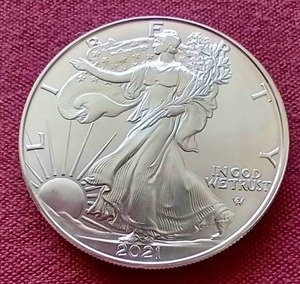 lot 41 image: 2021 U.S. 1 oz. Silver Eagle - Type 2