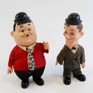 lot 17 image: Vintage Berman and Anderson Laurel and Hardy Poseable Doll Set