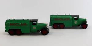 lot 10 image: 1930 ERTL Sinclair Gasoline Fuel Tanker Bank