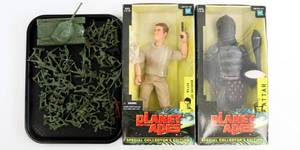 lot 26 image: Vintage Action Figure Lot - Planet of the Apes Figurines & Green Plastic Army Guys