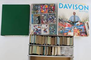 lot 52 image: Large Lot of Sports Cards - 80s 90s 00s - Baseball, Football