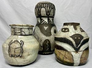 lot 85 image: Set of 3 Southwestern Pottery Pieces