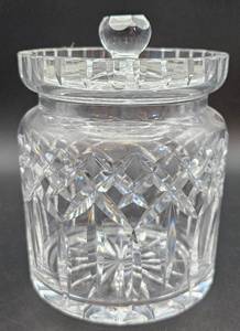 lot 23 image: Waterford Crystal Lismore Biscuit Barrel 7