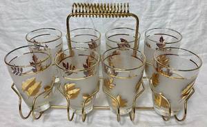 lot 81 image: Gold Leaves Mid Century Drink Caddy with 8 Glasses
