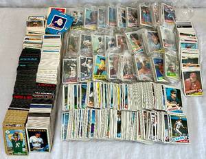 lot 150 image: Collection of Baseball Cards-Topps and Donruss