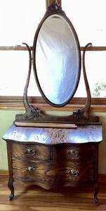 lot 182 image: Antique 1918 Oak Serpentine Front Dresser with Swivel Mirror