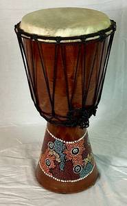 lot 206 image: Wooden Djembe Drum 8 Drumhead