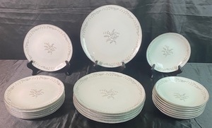 lot 168 image: Noritake 5815Natalie China Pieces