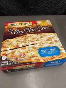 lot 31 image: B - Bellatoria Ultra Thin Crust Sausage Italia Pizza, 3 Pack