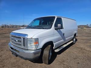 2009 Ford E-250 Van