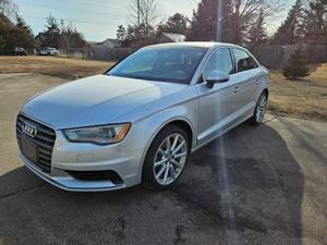 lot 12 image: 2015 Audi A3 2.0T