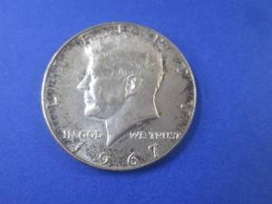 lot 12 image: (CNTR) 1967 Kennedy Half Dollar...