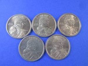 lot 36 image: (FS) 5 - 2000 D Sacagawea $1 Coins...
