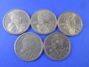 lot 38 image: (FS) 5 - 2000 P Sacagawea $1 Coins...