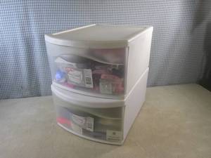lot 78 image: (BS) 2 Stackable Sterilite 16 Qt Dr...