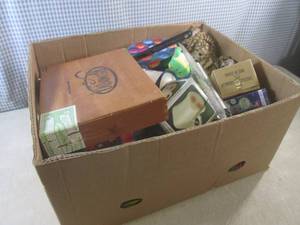 lot 86 image: (EW3) Box Full of Misc...