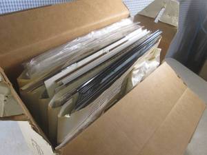 lot 160 image: (EW3) Box of Vintage 1989 Advertisi...