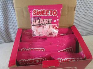 lot 209 image: (C-1) 12 Bags of Sweeto Lovely Hear...