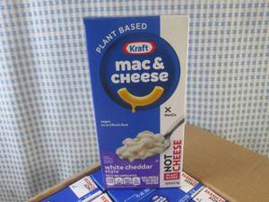 lot 225 image: (C-2) 12 Boxes of Kraft Mac & Chees...