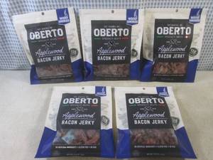lot 262 image: (B-1) 5 Bags of Applewood Bacon Jer...